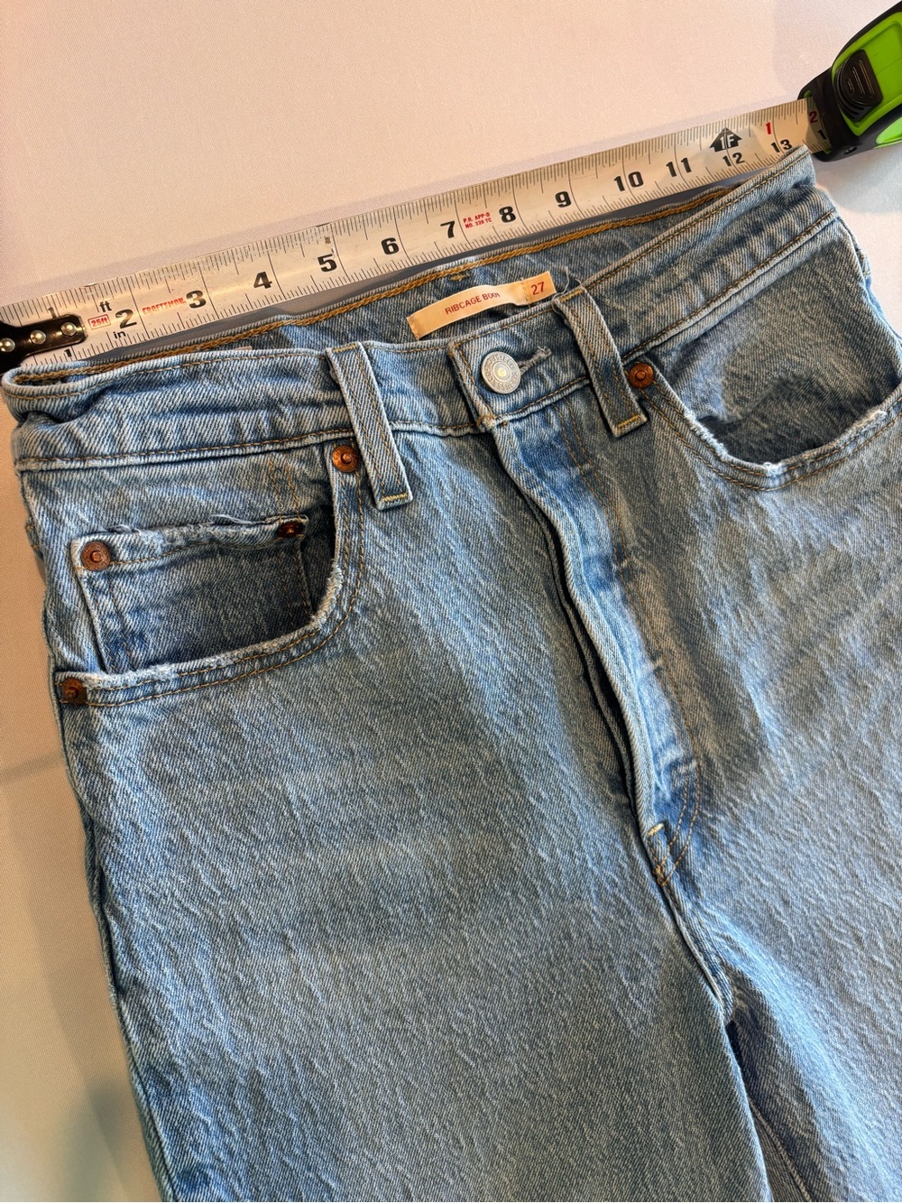 LEVI’S Ribcage High Rise Light Blue Light Wash Straight Leg Women's Jeans Sz 27 - Picture 8 of 14